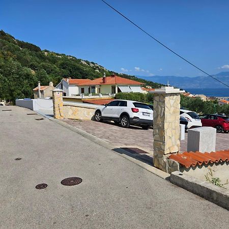 Apartment Sanjin More Antique Baska  Bagian luar foto
