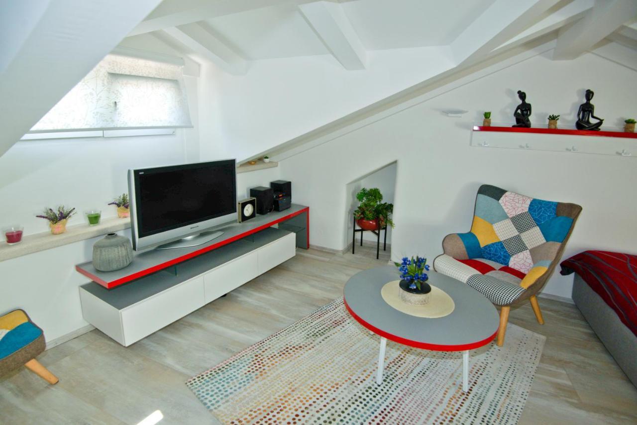 Apartment Sanjin More Antique Baska  Bagian luar foto