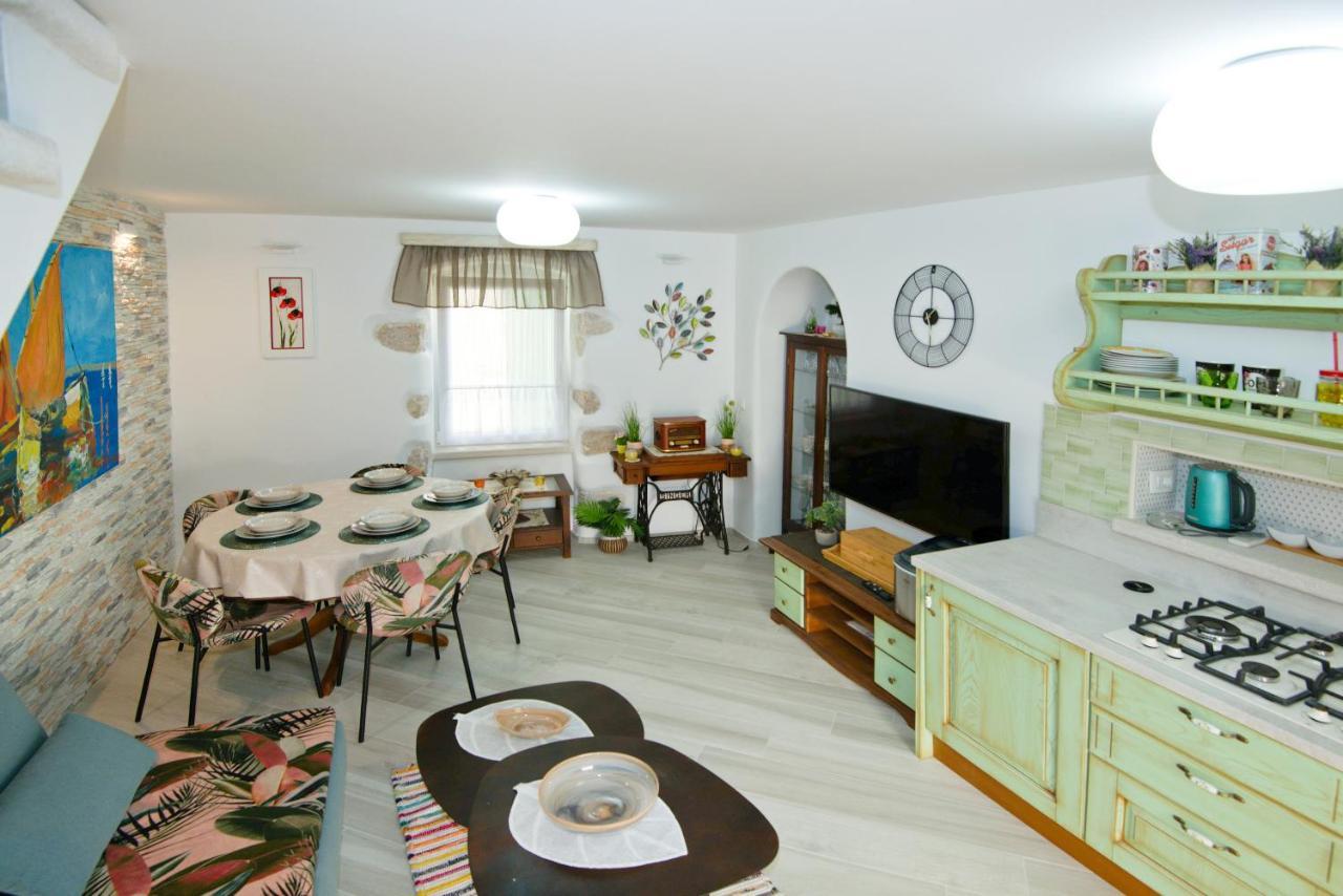 Apartment Sanjin More Antique Baska  Bagian luar foto