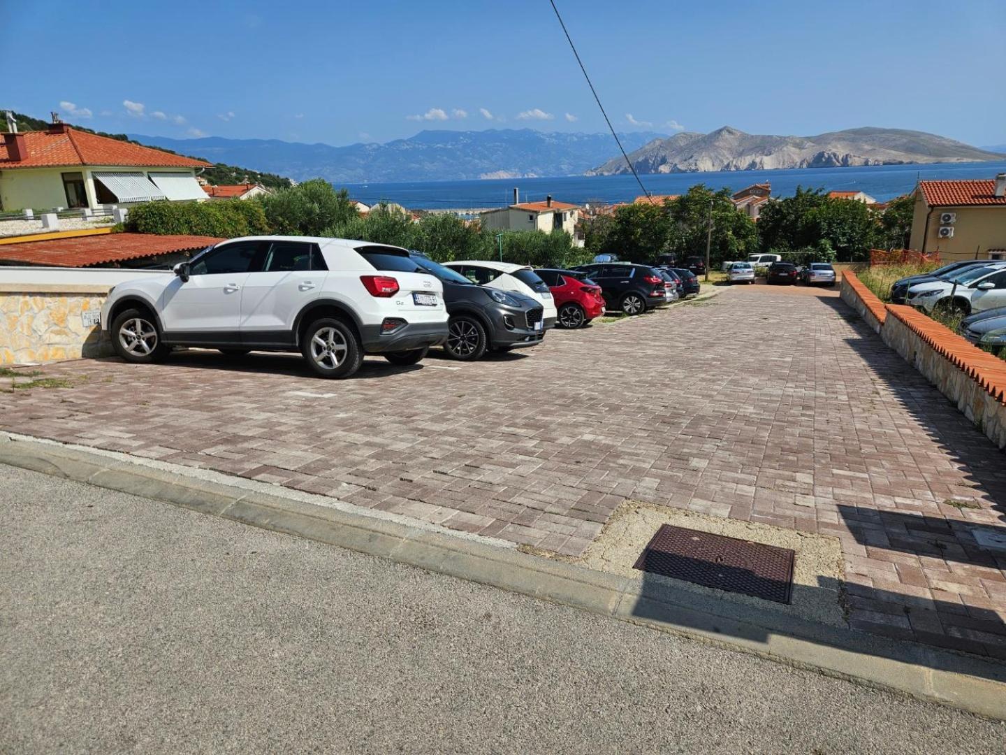 Apartment Sanjin More Antique Baska  Bagian luar foto